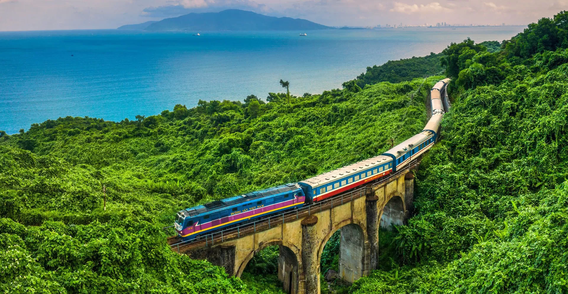 Chất lượng sản phẩm, dịch vụ tư vấn là uy tín và danh dự của Thành Long